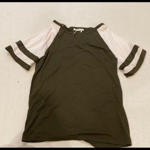 Adreamly Green and White Shirt